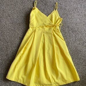 lulu’s yellow midi faux wrap dress WITH POCKETS